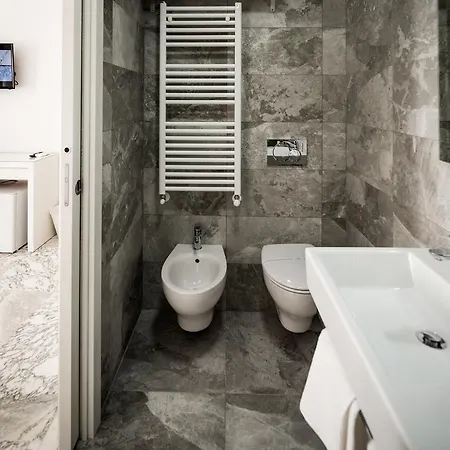 Гостевой дом Vinci House 4*