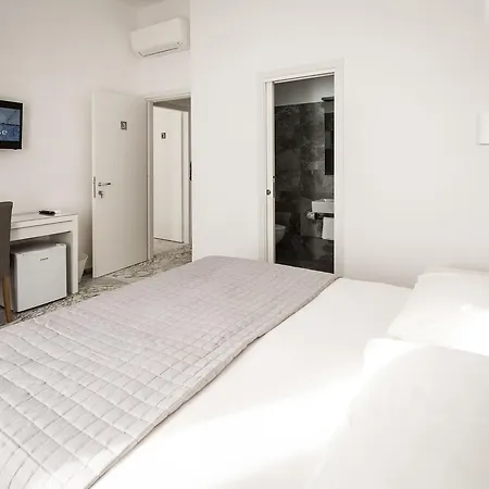 Гостевой дом Vinci House Рим
