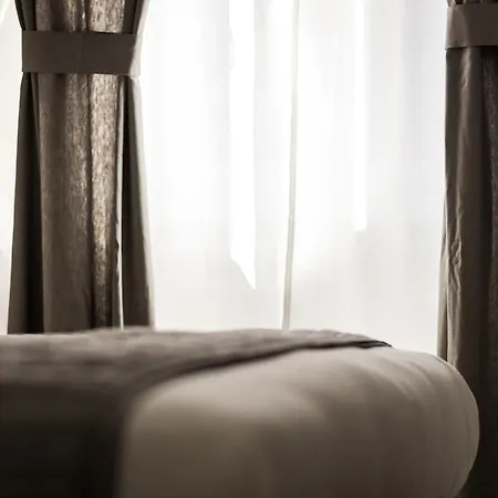 Vinci House Гостевой дом 4*