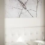 Vinci House 4*
