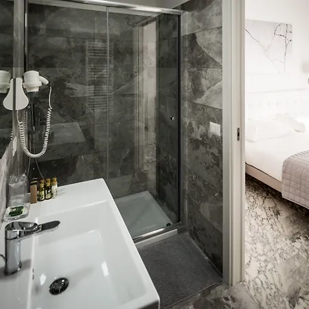 Konukevi Vinci House Roma