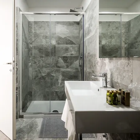 Vinci House Gæstehus 4*